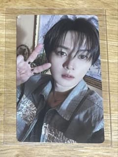 Stray Kids Lee Know Photocard