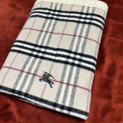 BURBERRY チェック柄毛布 - メルカリ