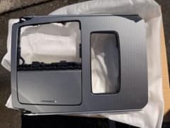 【純正】【新車外し】マツダ 純正 cx80 センターコンソールパネルのサムネイル