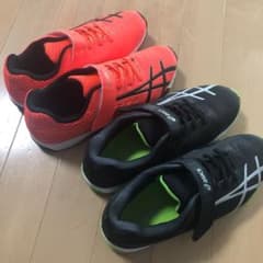 キッズスニーカー 23.0cm 2足のサムネイル