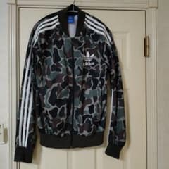 adidas トレフォイル カモフラ柄 トラックジャケット - メルカリ