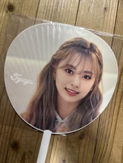 TWICE Tzuyu うちわ TWICE WORLD TOUR 2019のサムネイル