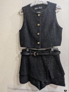 ZARA ツイードベスト ショート丈 ブラックのサムネイル