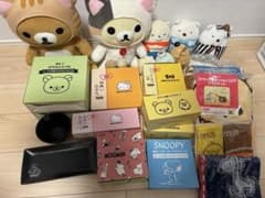 로손 비매품 식기 등, 프라이즈 봉제인형(리락쿠마, 스미코 등) 33점