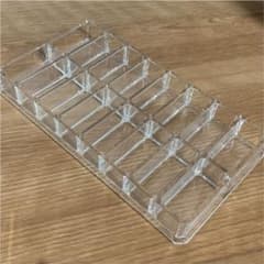 単色アイシャドウアクリル 収納ケースのサムネイル