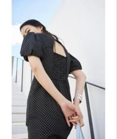 【新品】FRAY I.D（フレイアイディー）リネンパフスリーブワンピースのサムネイル