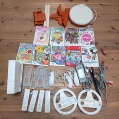 【お値下げ可】天堂Wiiセット　マリオカートやたいこの達人セットつきのサムネイル