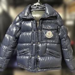 Moncler ダウンジャケット ネイビー 取り外し可能フード リペア有りのサムネイル