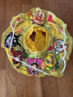 アンパンマン　浮き輪　【足入れ、取っ手付き】のサムネイル
