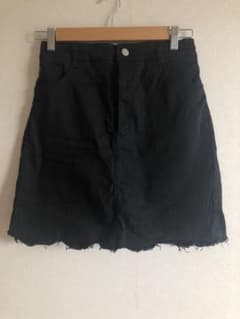 ミニスカートのサムネイル
