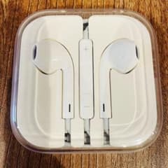 【新品未使用品】Apple純正 iPhone付属品 イヤホンのサムネイル