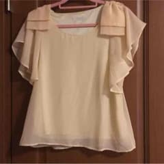値下げ肩リボンシャツのサムネイル