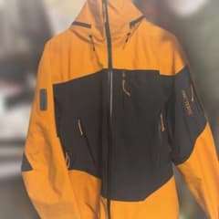 ARC'TERYX BEAMS スティンガージャケットのサムネイル
