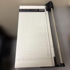 裁断機 ペーパーカッター LPLロータリーカッター LC-A4 - メルカリ