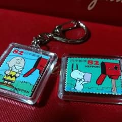 スヌーピー SNOOPY チャーリーブラウン スタンプ キーホルダー(切手)のサムネイル