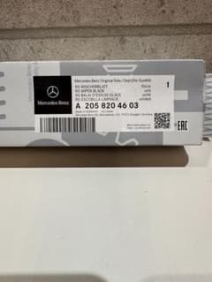 Mercedes-Benz 純正ワイパーブレード A 205 820 46 03のサムネイル