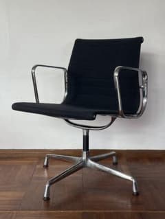 Vitra ヴィトラ ヴィンテージ イームズ アルミナム チェア 3 - メルカリ