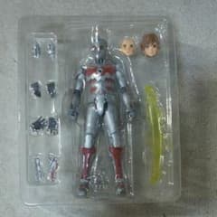 ULTRA-ACT×S.H.Figuarts ACE SUITのサムネイル