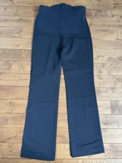 ⭐️美品　エンジェリーベ　テーパードパンツ⭐️のサムネイル