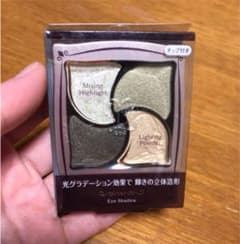 ラヴーシュカアイシャドウのサムネイル