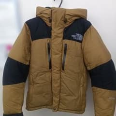THE NORTH FACE ダウンジャケット ブラウン・ブラックのサムネイル