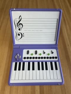 音楽学習用マグネットボード 鍵盤 五線譜(YAMAHA音楽教室)のサムネイル