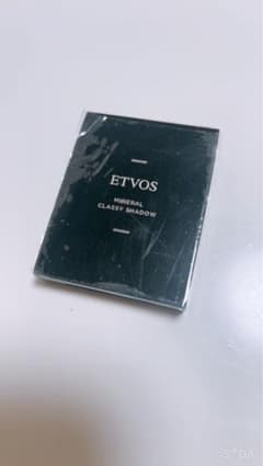 ETVOS ミネラル クラッシーシャドウのサムネイル
