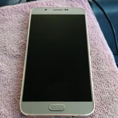 GALAXY A８のサムネイル