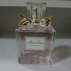 miss Diorのサムネイル
