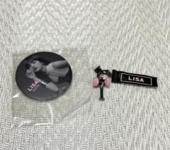 BLACKPINK リサ 缶バッジ ペンライトキーホルダーのサムネイル