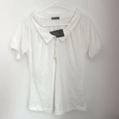 未使用　美品　 半袖カットソー Tシャツ　ホワイト　襟付きのサムネイル