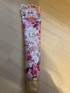 ハチカ　ハニーエッセンスハンドクリームのサムネイル
