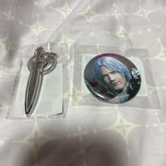 デビルメイクライ ダンテ キーホルダー＆缶バッジセット - メルカリ