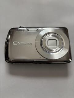CASIO EXILIM デジタルカメラ シルバーのサムネイル