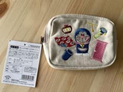 ドラえもん未来デパート限定　刺繍ポーチ　ミニ(四次元ポケット)