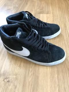 NIKE  BLAZERのサムネイル