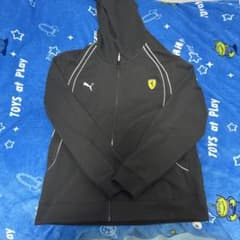 PUMAFerrari ジップパーカーブラックタグ⭕️10000円→9000！のサムネイル