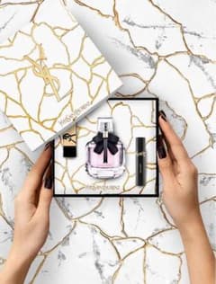 YSL モン パリ オーデパルファムセットのサムネイル