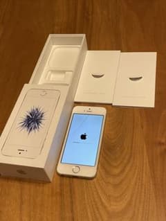 iPhone SE Silver 32 GB Softbankのサムネイル