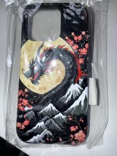 iPhone16プロ用ケース 龍 桜 和柄 デザインのサムネイル