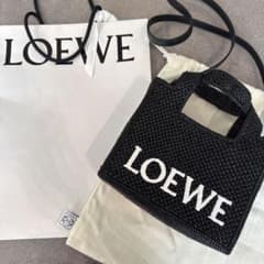LOEWE フォントートバッグ　ミニ　ブラックのサムネイル