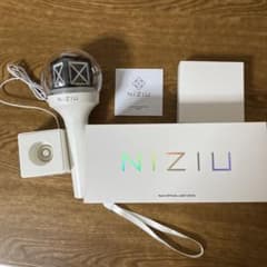 NiziU ペンライトのサムネイル