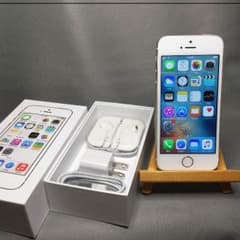 【 美品無傷 】iPhone 5s 64GB au GOLDのサムネイル