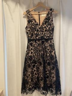 レース Aラインドレス 黒ベージュのサムネイル