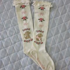 靴下 ハイソックスのサムネイル