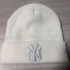 NEW ERA ニューヨークヤンキース ニット帽 ホワイトのサムネイル