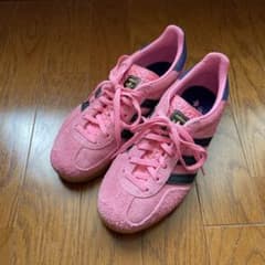 GAZELLE INDOOR ブリスピンク×コアブラック　23.5cmのサムネイル