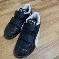 キッズPUMAレザースニーカー　19㎝のサムネイル