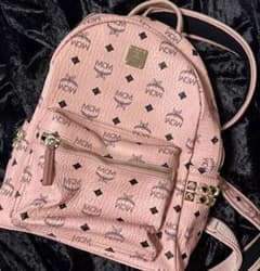 MCM リュック ピンクのサムネイル