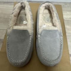 UGG モカシン スリッポン グレー 24cmのサムネイル